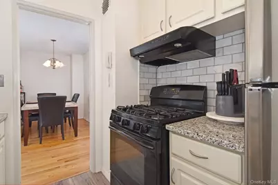 377 Westchester Avenue #4F, Port Chester, NY 10573 - Photo 7