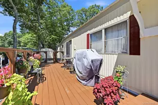 433-34 Mill Rd, Calverton, NY 11933 - Photo 3