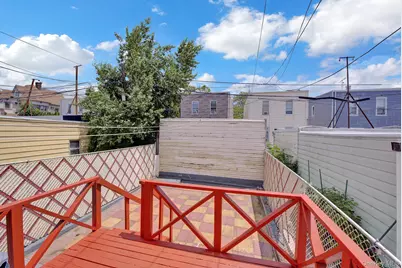 70-29 68 Th Place, Glendale, NY 11385 - Photo 25