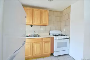 155 Chambers St, Newburgh, NY 12550 - Photo 3