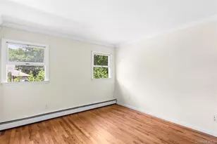 39 Sherwood Rd, Hampton Bays, NY 11946 - Photo 15