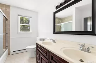 39 Sherwood Rd, Hampton Bays, NY 11946 - Photo 13