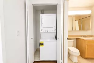 40-22 College Point Blvd, Flushing, NY 11354 - Photo 7