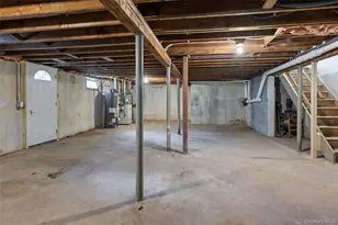 1223 Udall Rd, Bay Shore, NY 11706 - Photo 29