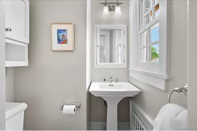 12 Linden Avenue, Larchmont, NY 10538 - Photo 19