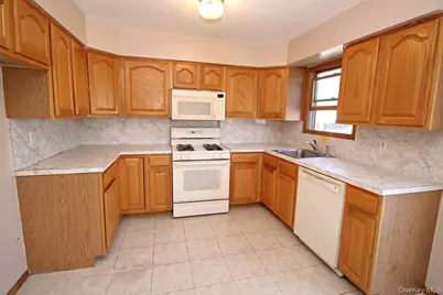 5 Abbey Road, New York, NY 10308 - Photo 5