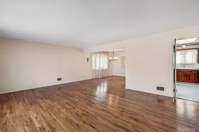 156-14 14th Avenue, Whitestone, NY 11357 - Photo 3
