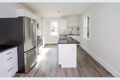 10 Ohio Avenue, Port Washington, NY 11050 - Photo 13