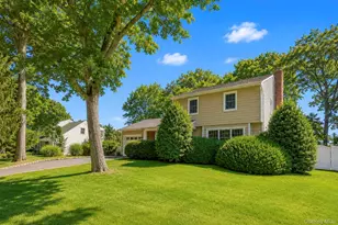 18 Elkin Dr, Middle Island, NY 11953 - Photo 3
