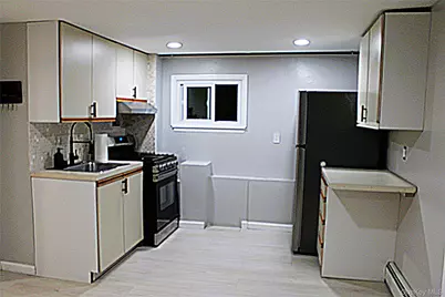 101 Monroe Street, Amityville, NY 11701 - Photo 5