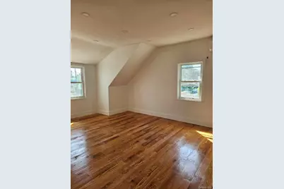 509 Cedarhurst Avenue, Cedarhurst, NY 11516 - Photo 11