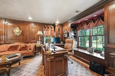 2 Kalb Court, Dix Hills, NY 11746 - Photo 7