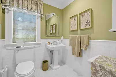 2 Kalb Court, Dix Hills, NY 11746 - Photo 23