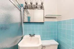 32-18 70th St, East Elmhurst, NY 11370 - Photo 27