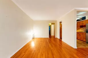32-18 70th St, East Elmhurst, NY 11370 - Photo 11