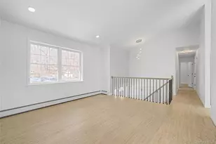 25 Clinton St, Middletown, NY 10940 - Photo 9