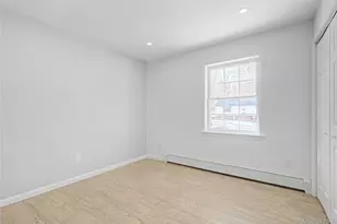 25 Clinton St, Middletown, NY 10940 - Photo 23