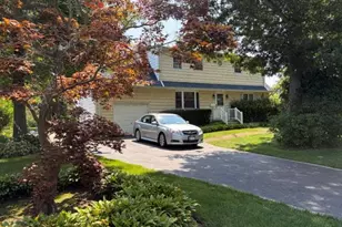 21 Purdy Ave, East Northport, NY 11731 - Photo 3