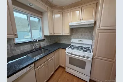 21 Purdy Avenue, East Northport, NY 11731 - Photo 7