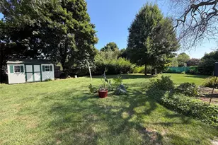 21 Purdy Ave, East Northport, NY 11731 - Photo 15
