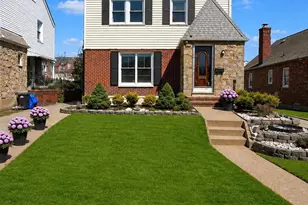 163-29 16th Ave, Whitestone, NY 11357 - Photo 1