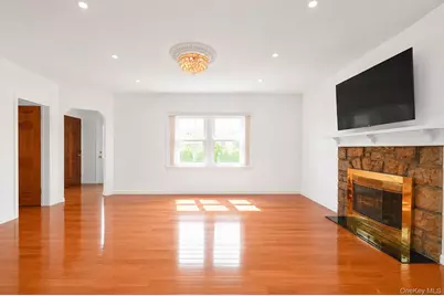 163-29 16th Avenue, Whitestone, NY 11357 - Photo 5