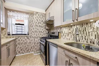 61-35 98th Street #15E, Rego Park, NY 11374 - Photo 5
