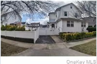 143-40 Poplar Avenue, Flushing, NY 11355 - Photo 19