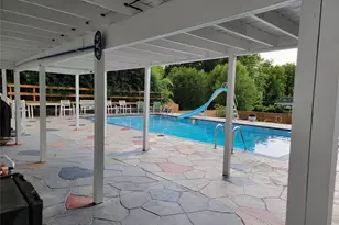 10 Old Mill Dr, Poughkeepsie, NY 12603 - Photo 3