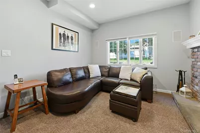 53 Rensselaer Drive, Commack, NY 11725 - Photo 13