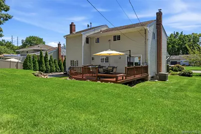 53 Rensselaer Drive, Commack, NY 11725 - Photo 27