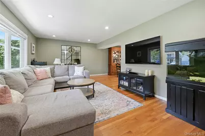 53 Rensselaer Drive, Commack, NY 11725 - Photo 5