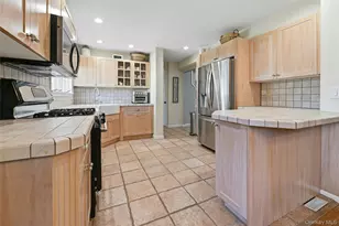 53 Rensselaer Dr, Commack, NY 11725 - Photo 9