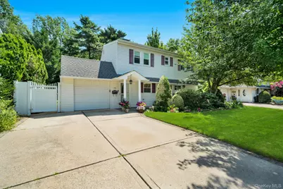 166 Choir, Westbury, NY 11590 - Photo 1