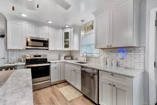 166 Choir, Westbury, NY 11590 - Photo 3
