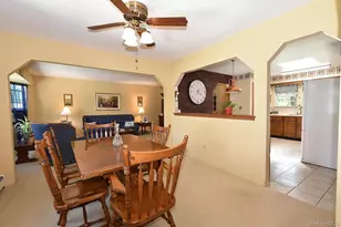 273 Deer Rd, Ronkonkoma, NY 11779 - Photo 15