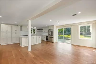 30 New Mill Road, Smithtown, NY 11787 - Photo 11