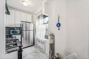 99-60 63rd Rd, Rego Park, NY 11374 - Photo 7