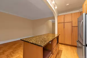 41-20 46th St, Sunnyside, NY 11104 - Photo 9
