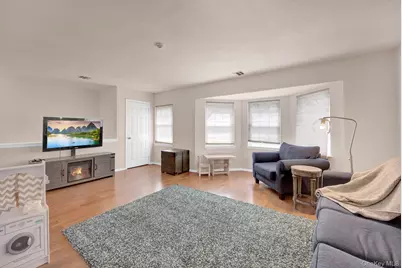 4 Country View Lane, Middle Island, NY 11953 - Photo 5