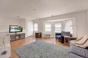 4 Country View Ln, Middle Island, NY 11953 - Photo 5