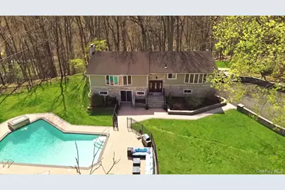 263 Oyster Bay Road, Mill Neck, NY 11765 - Photo 37