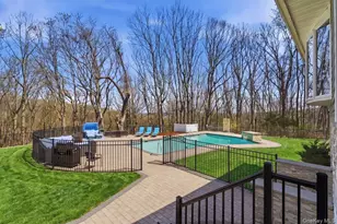 263 Oyster Bay Road, Mill Neck, NY 11765 - Photo 5