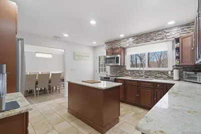 263 Oyster Bay Road, Mill Neck, NY 11765 - Photo 11