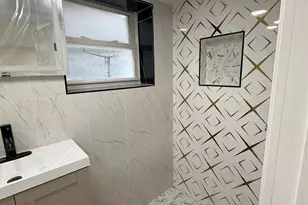 1431 Merry Ave, Bronx, NY 10461 - Photo 25