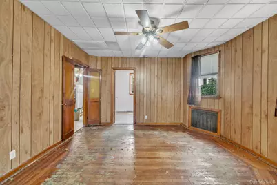 1073 Concord Street, Franklin Square, NY 11010 - Photo 13
