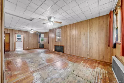 1073 Concord Street, Franklin Square, NY 11010 - Photo 9