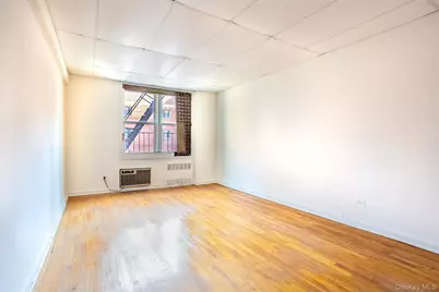 144-30 Sanford Avenue #2N, Flushing, NY 11355 - Photo 11