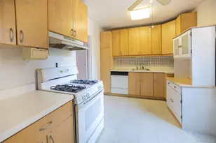 144-30 Sanford Ave, Flushing, NY 11355 - Photo 9