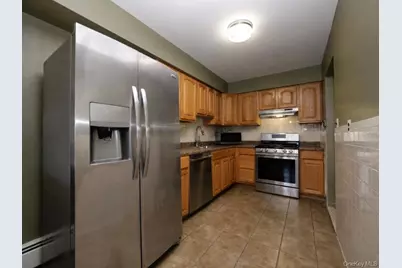 82 Vails Gate Heights Drive, New Windsor, NY 12553 - Photo 11